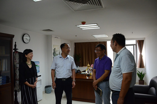 5dde4fb8e176c.jpg