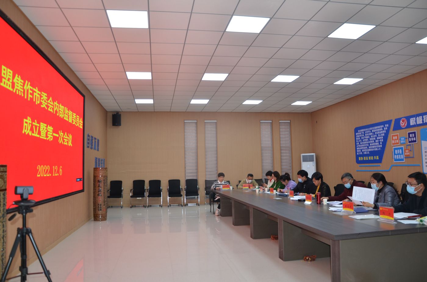 6441f147aed1e.jpg